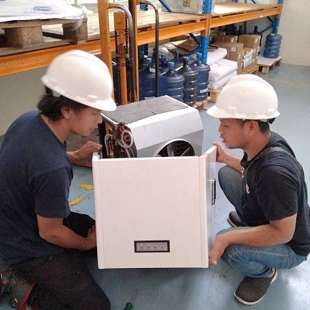 Perbaikan Humidifier di Kawasan Industri Muka Kuning